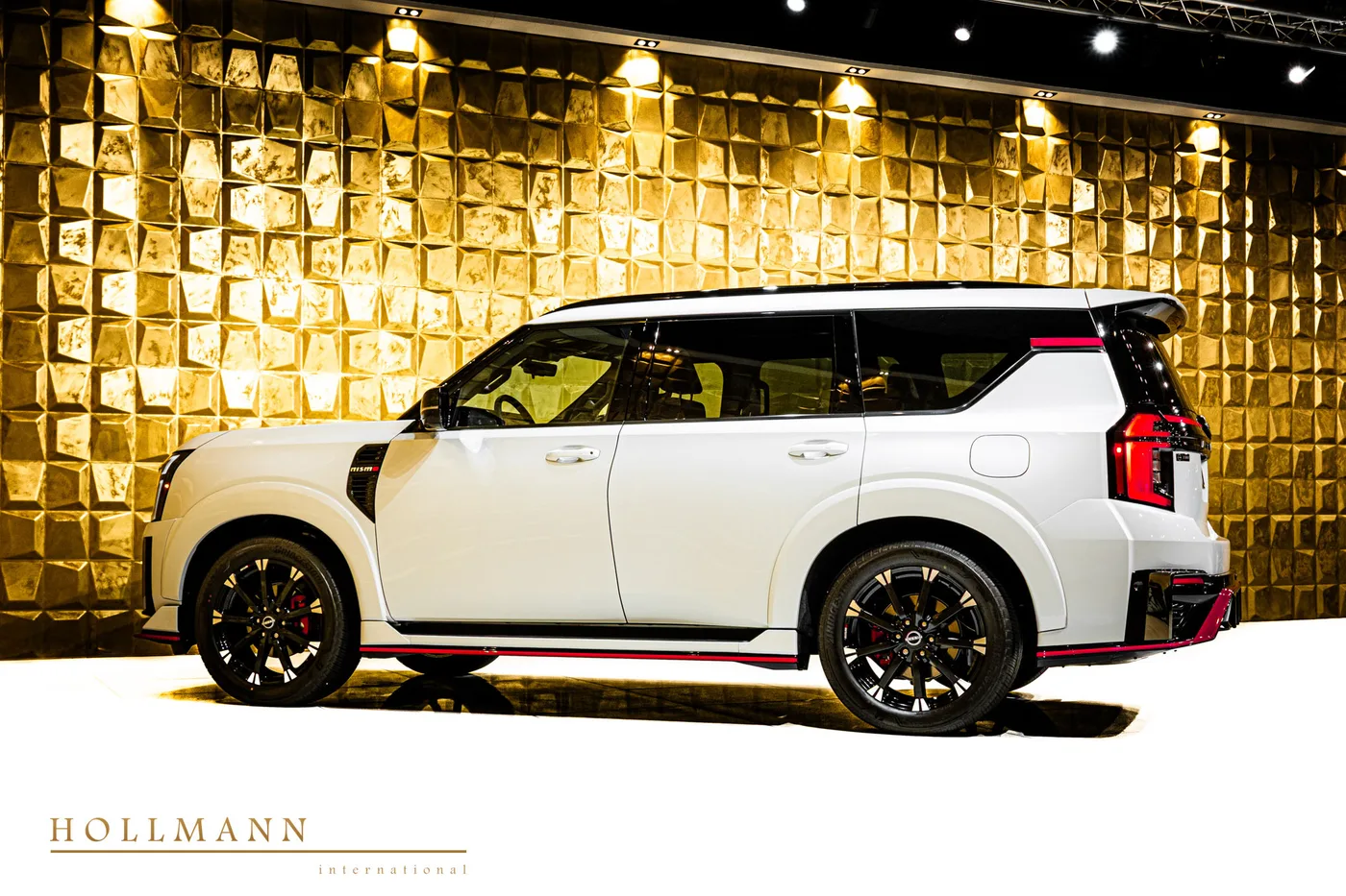 Nissan Armada NISMO angeboten von einem Fachhändler in Stuhr, Deutschland, Foto 5 von 25