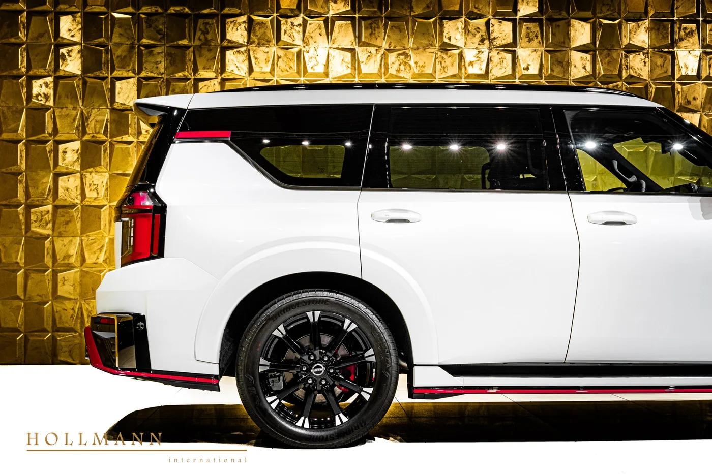 Nissan Armada NISMO angeboten von einem Fachhändler in Stuhr, Deutschland, Foto 10 von 25