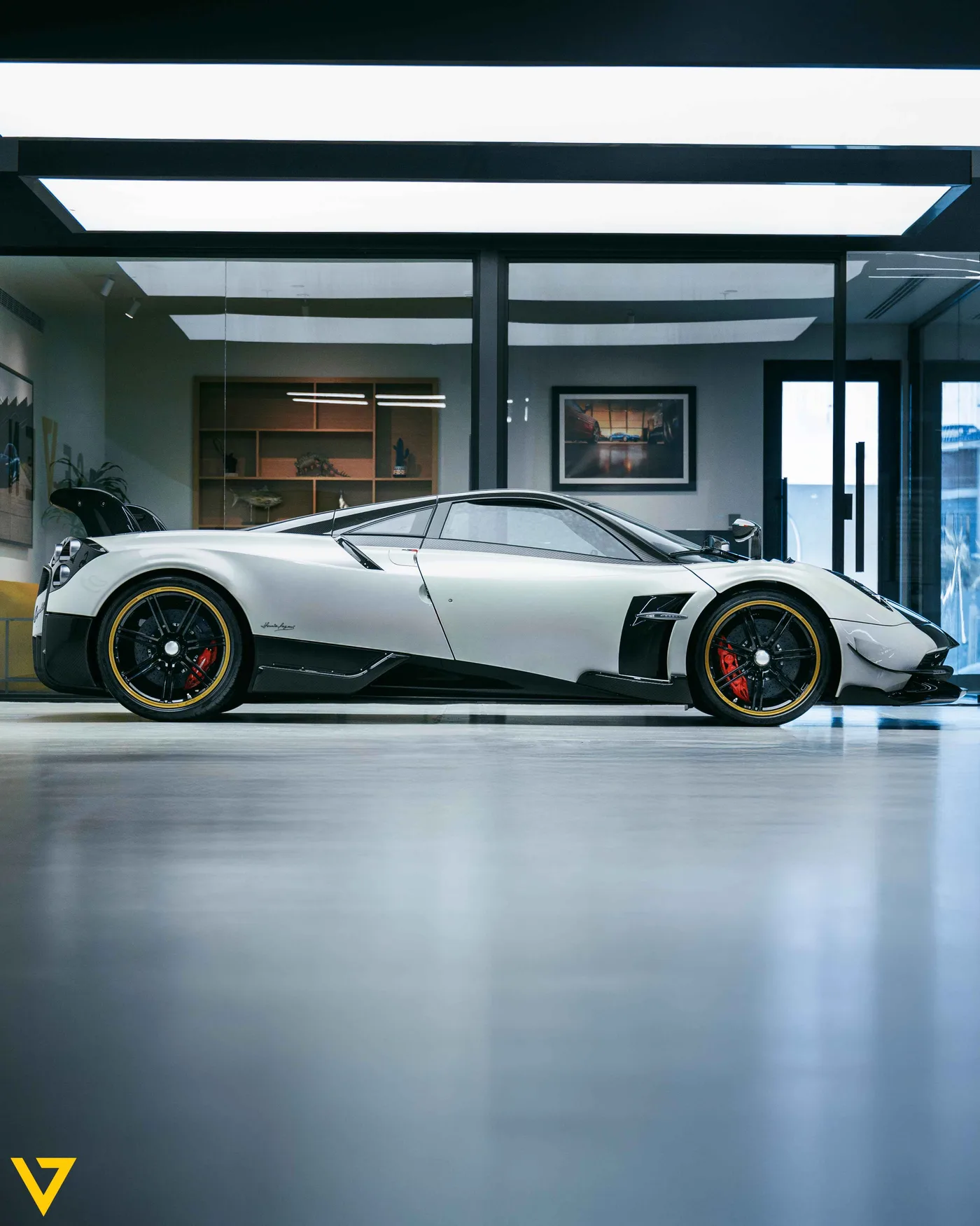 Pagani Huayra BC R&D offered by a supercar dealer in Riyadh, Saudi Arabia, photo 8 of 13