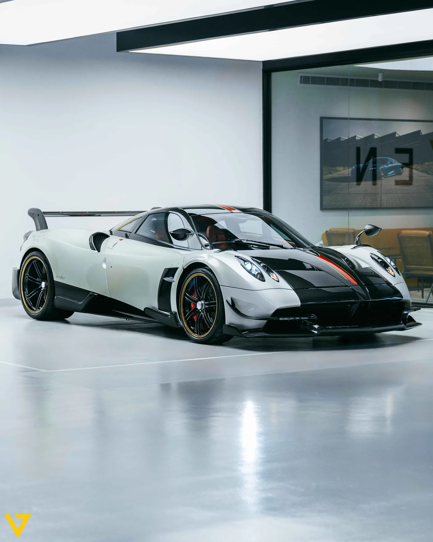 Pagani Huayra BC R&D offered by a supercar dealer in Riyadh, Saudi Arabia, photo 9 of 13