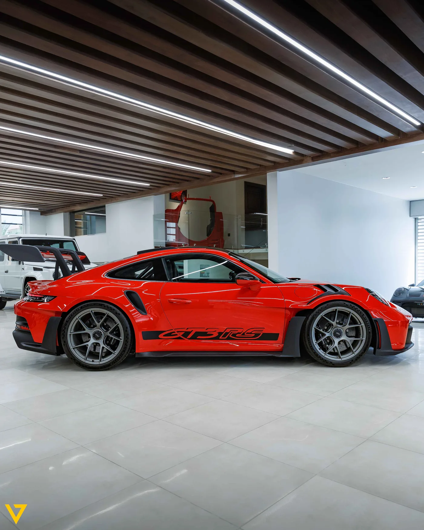 Porsche 911 GT3 RS angeboten von einem Supersportwagenhändler in Riyadh, Saudi-Arabien, Foto 3 von 20
