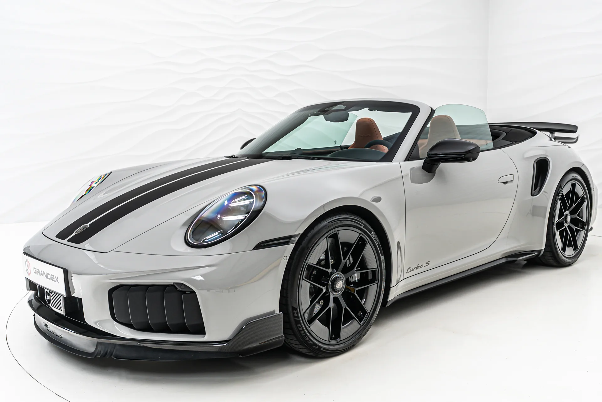 Porsche 911 992, 911 Turbo S Cabriolet, Lift offered by a specialist dealer in Sengenthal, Germany, main photo