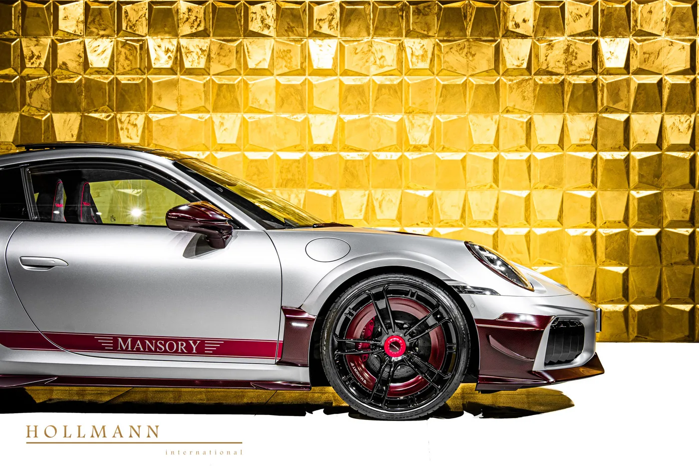 Porsche 911 Turbo S proposée par un concessionnaire spécialisé à Stuhr, Allemagne, photo 6 sur 8
