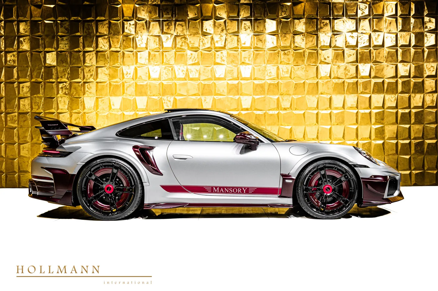 Porsche 911 Turbo S proposée par un concessionnaire spécialisé à Stuhr, Allemagne, photo 8 sur 8