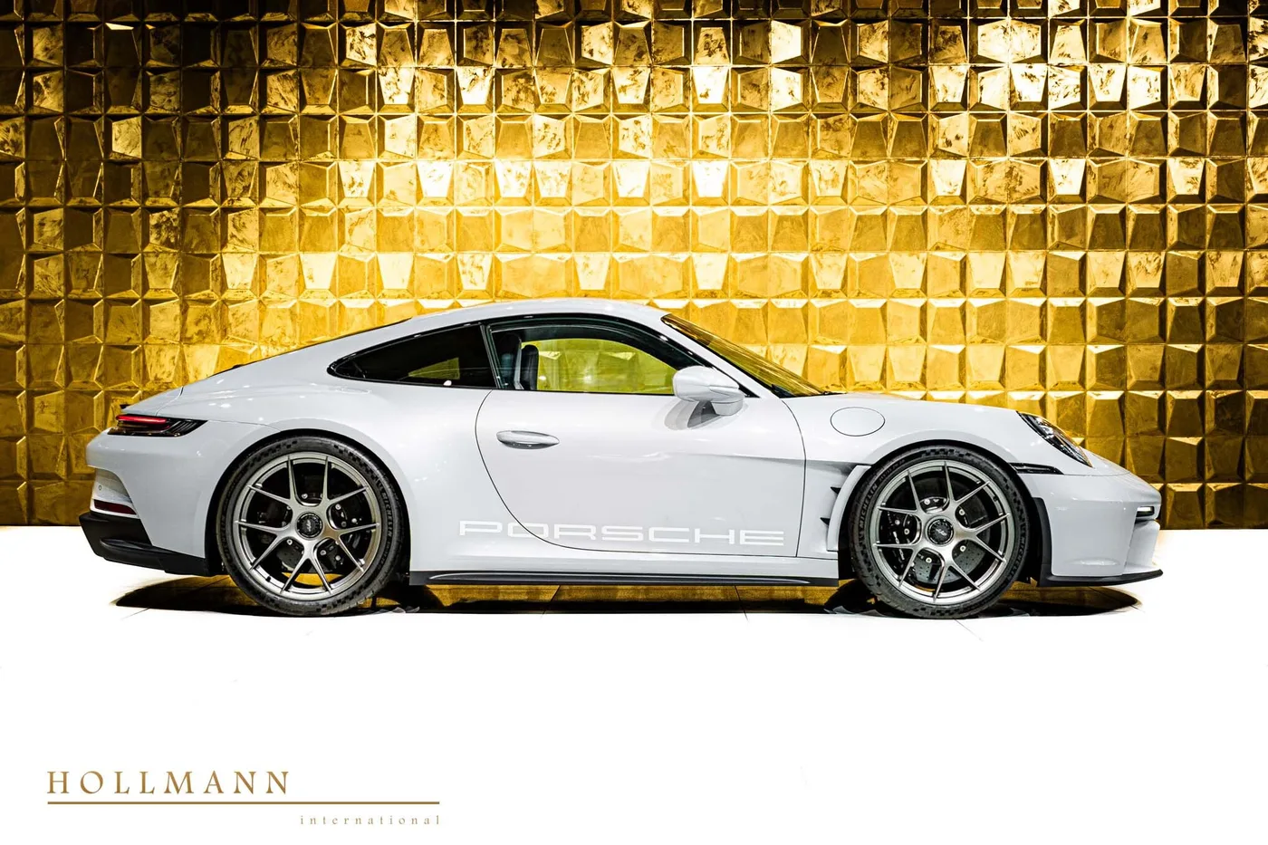 Porsche 911 S/T proposée par un concessionnaire spécialisé à Stuhr, Allemagne, photo 8 sur 8