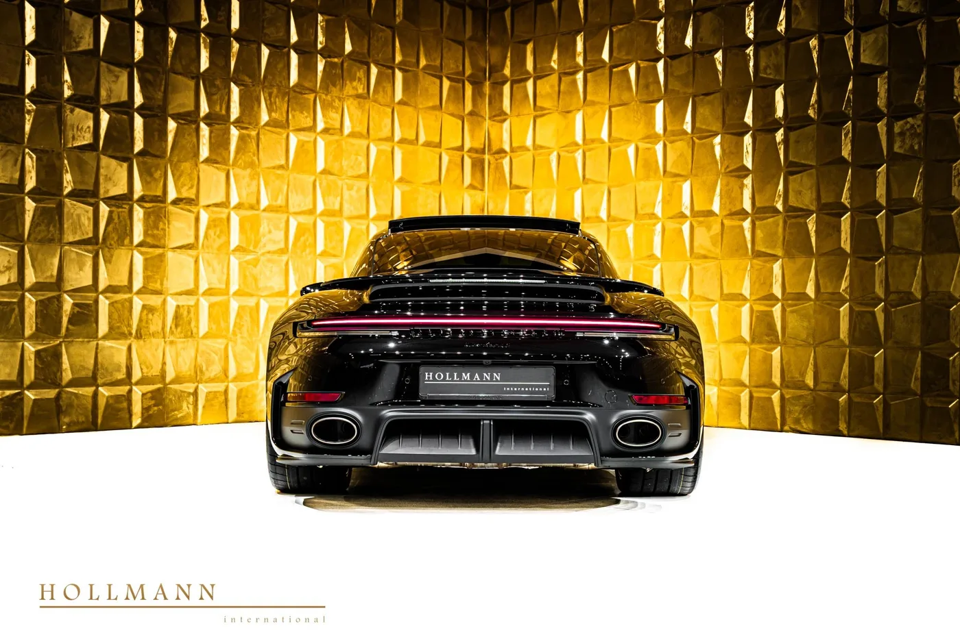 Porsche 911 Turbo S facelift proposée par un concessionnaire spécialisé à Stuhr, Allemagne, photo 3 sur 8