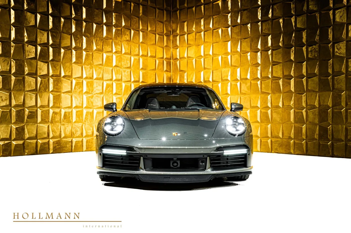 Porsche 911 Turbo angeboten von einem Fachhändler in Stuhr, Deutschland, Foto 4 von 8