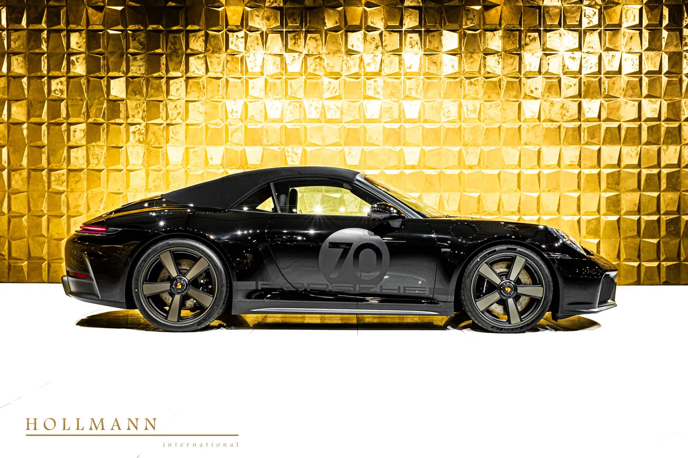 Porsche 911 offered by a specialist dealer in Stuhr, Germany, photo 5 of 8