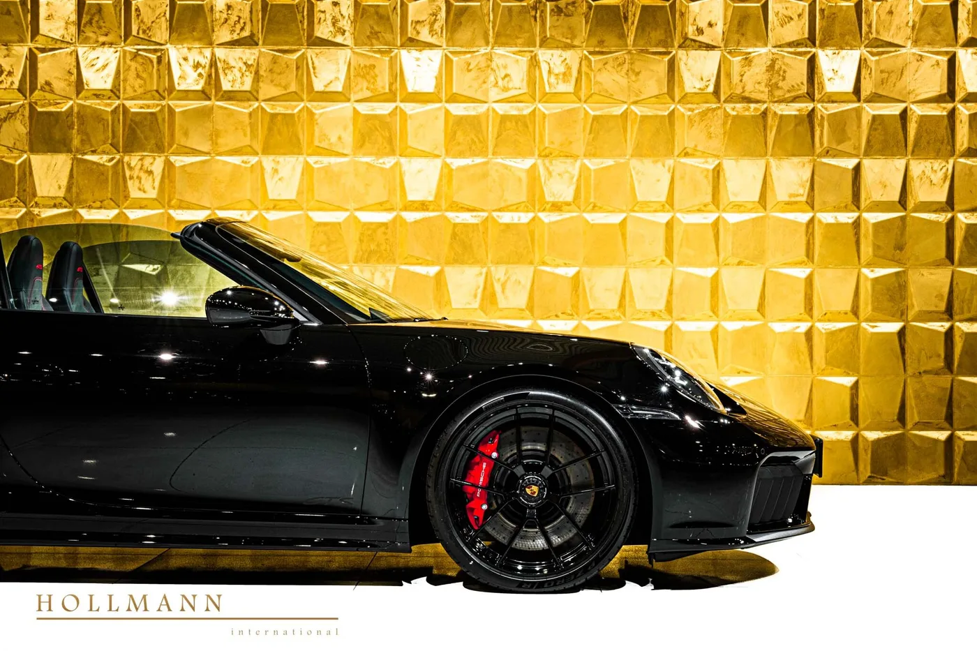 Porsche 911 Carrera GTS Cabriolet facelift proposée par un concessionnaire spécialisé à Stuhr, Allemagne, photo 7 sur 8