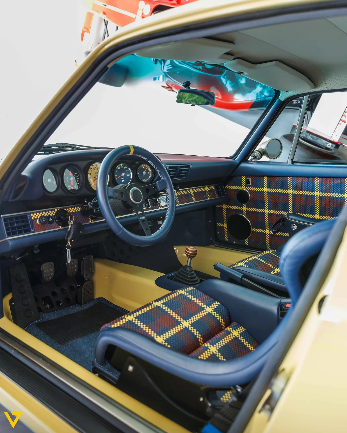 1992 Porsche 911 Reimagined by Singer angeboten von einem Supersportwagenhändler in Riyadh, Saudi-Arabien, Foto 8 von 20