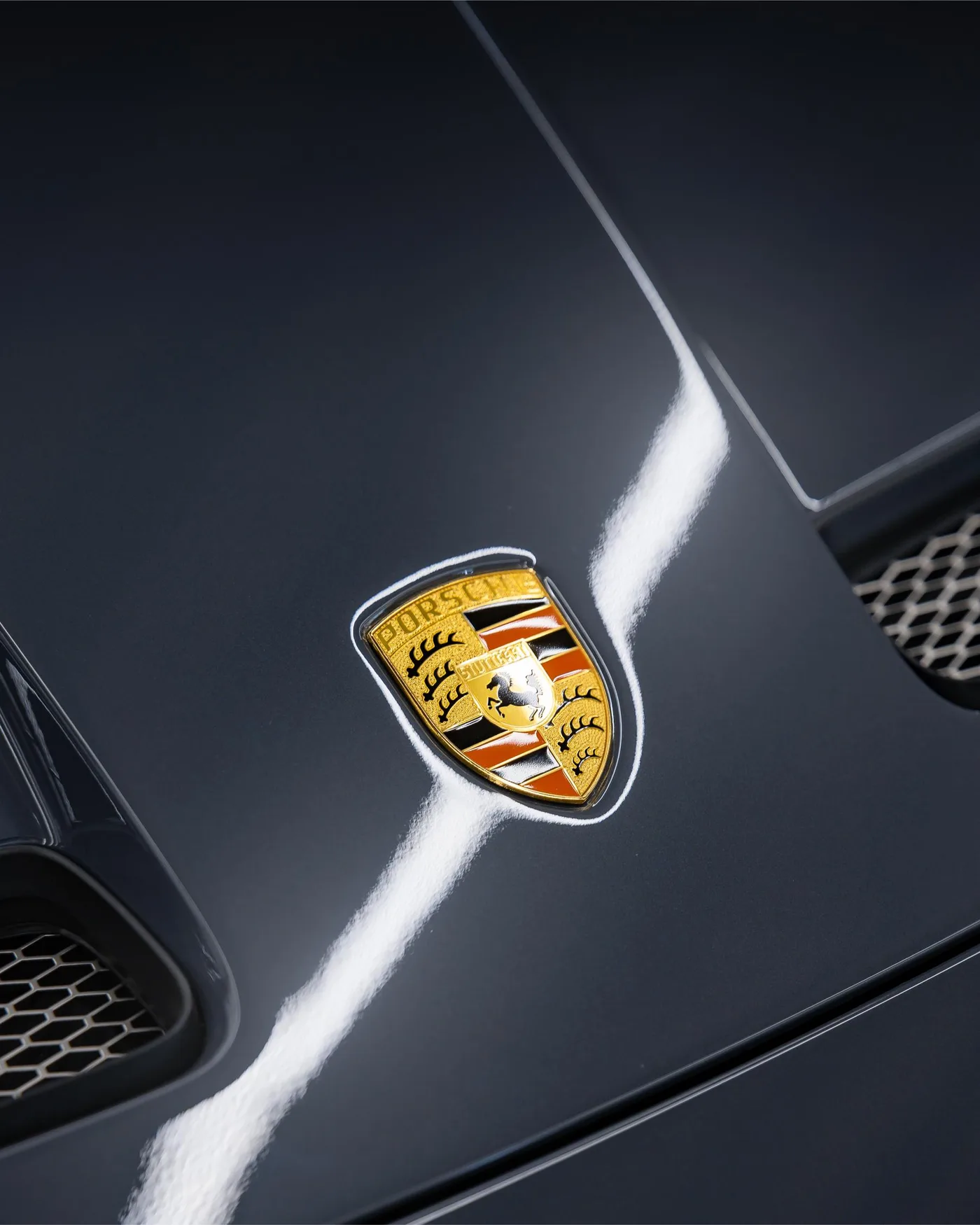 Porsche 911 S/T angeboten von einem Supersportwagenhändler in Riyadh, Saudi-Arabien, Foto 4 von 21