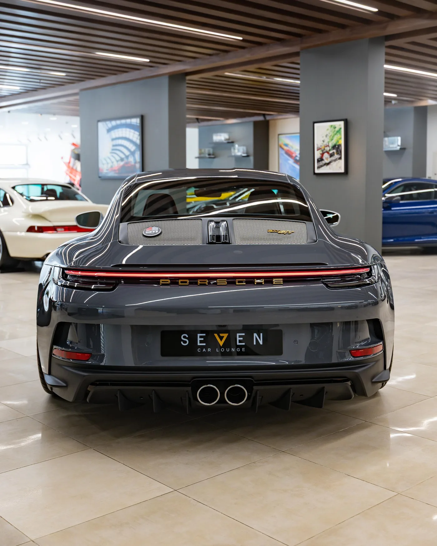 Porsche 911 S/T angeboten von einem Supersportwagenhändler in Riyadh, Saudi-Arabien, Foto 7 von 21