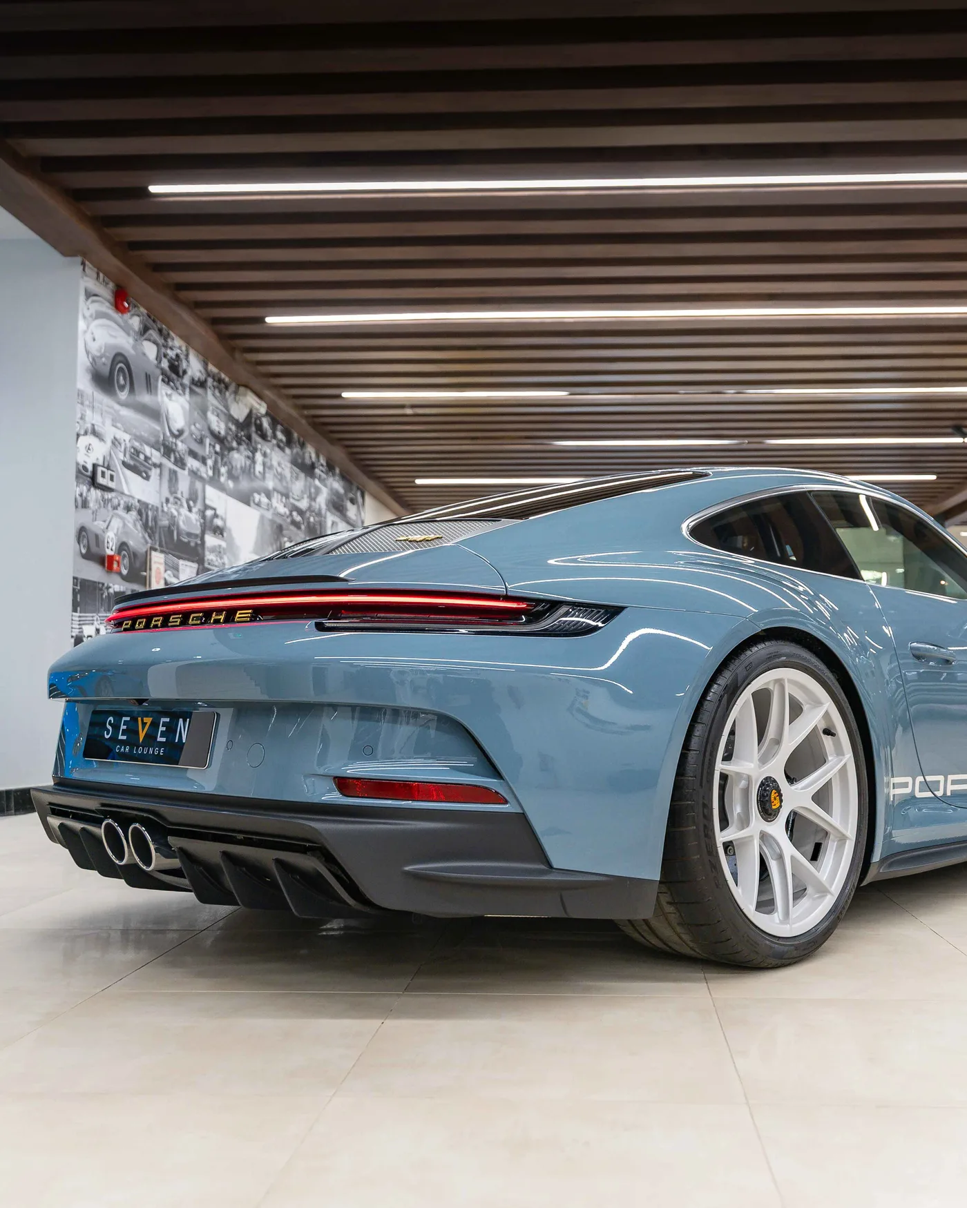 Porsche 911 S/T angeboten von einem Supersportwagenhändler in Riyadh, Saudi-Arabien, Foto 17 von 20