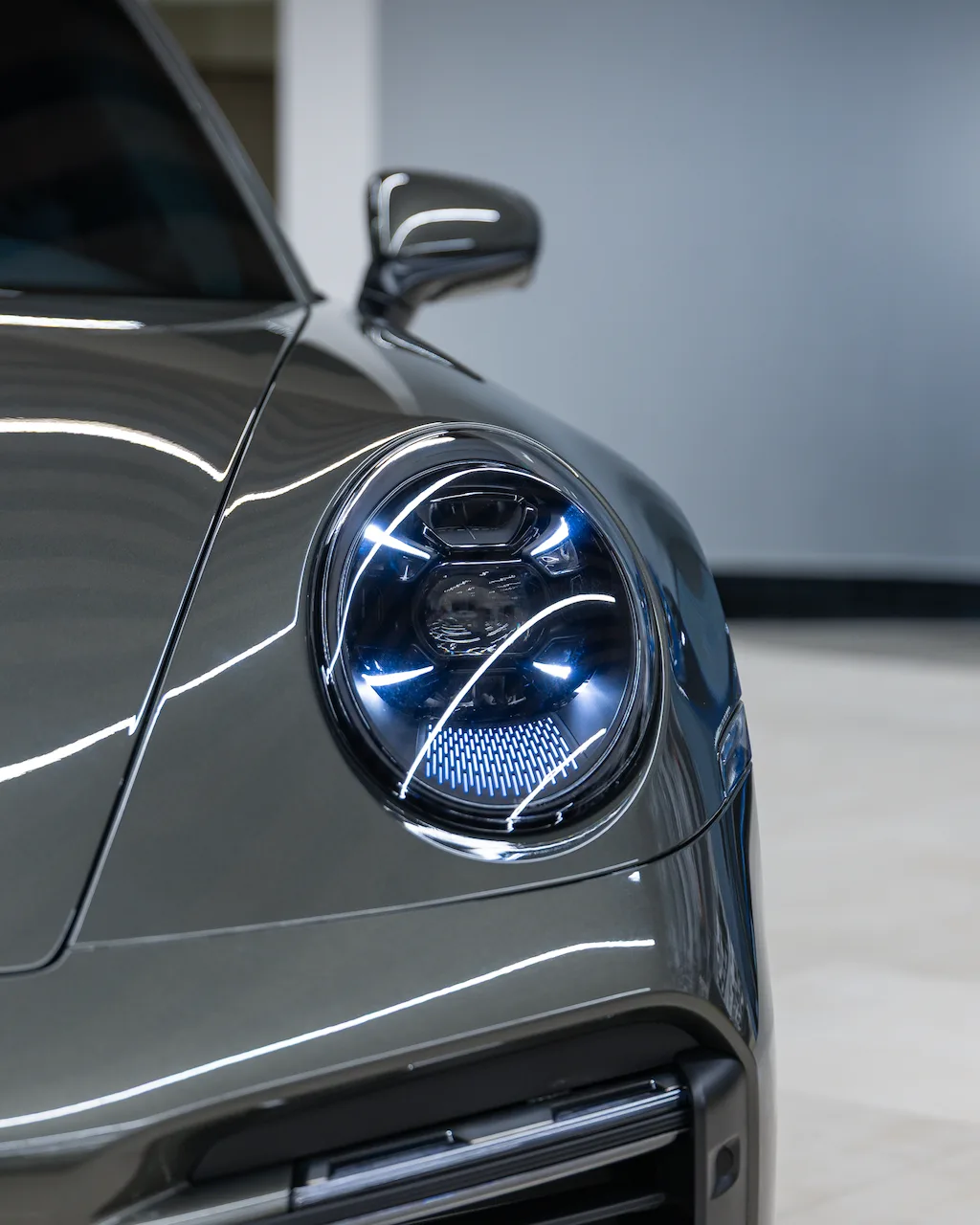 Porsche 911 Turbo 50 Years, 3/19