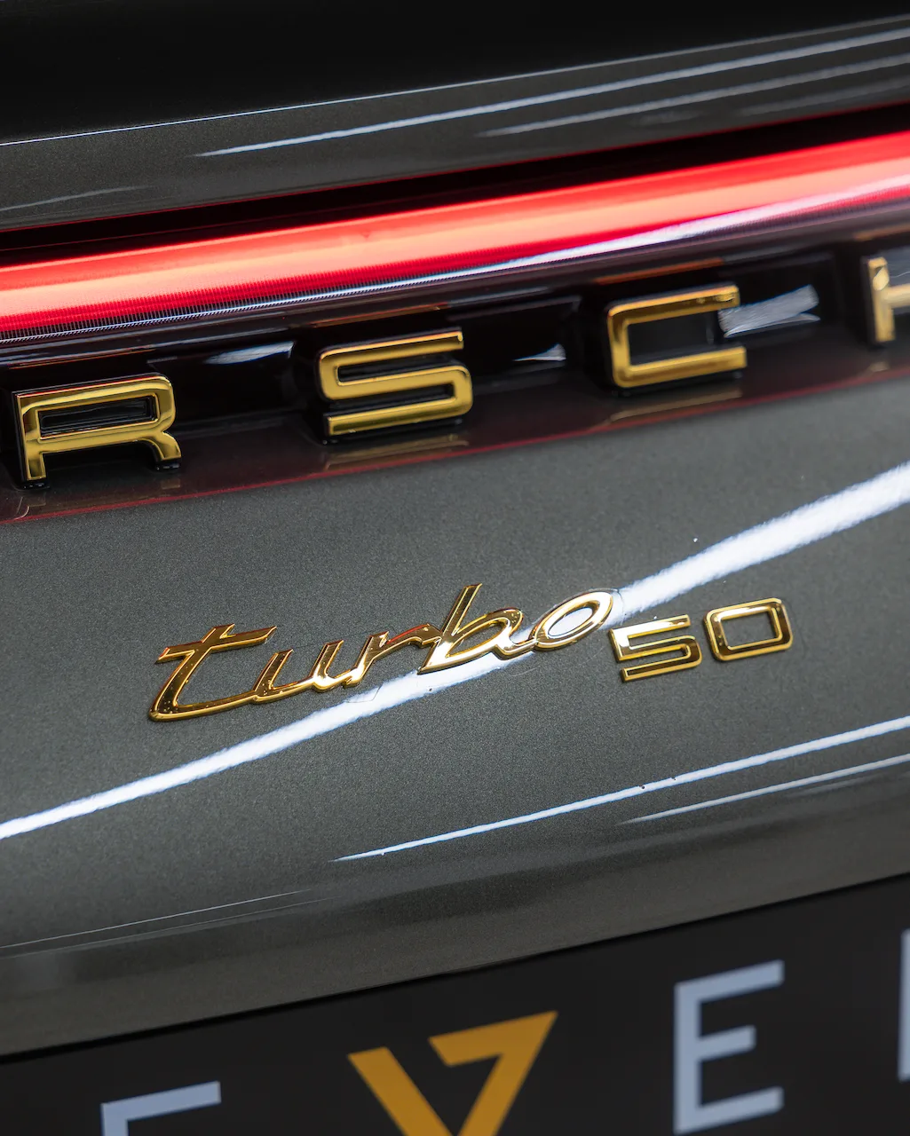 Porsche 911 Turbo 50 Years, 14/19