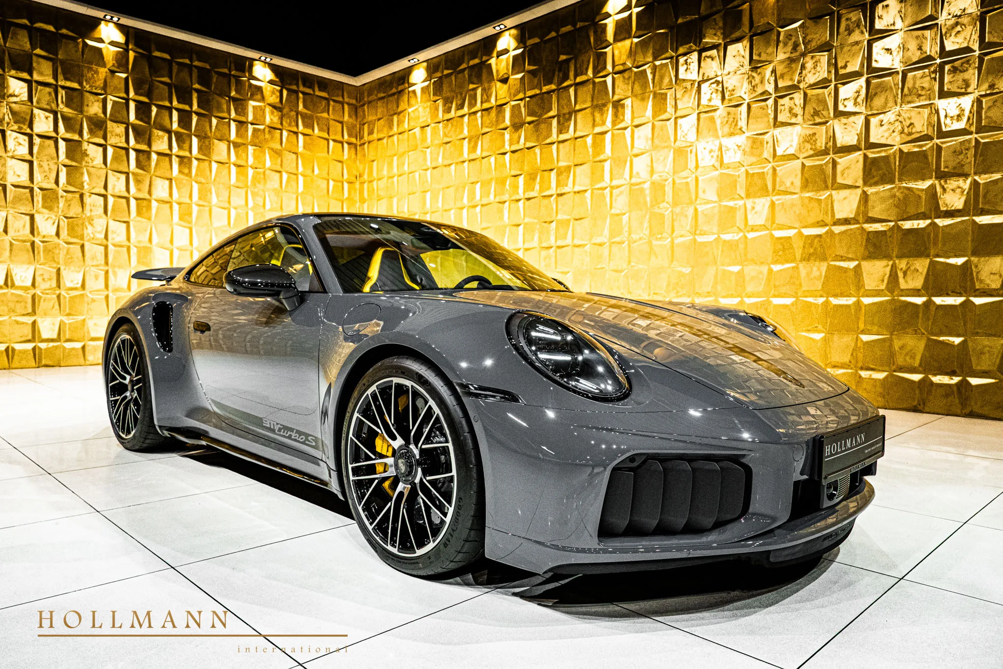 Porsche 911 Turbo S Coupe + Facelift, 2/30