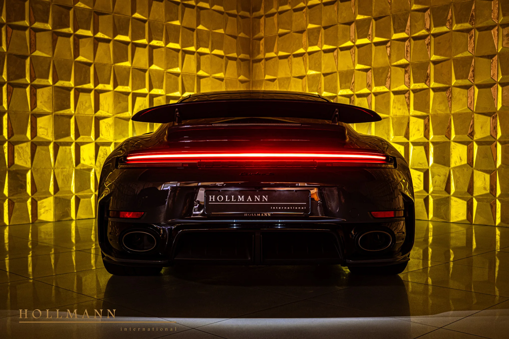 Porsche 911 Turbo S Coupe + Facelift, 8/30