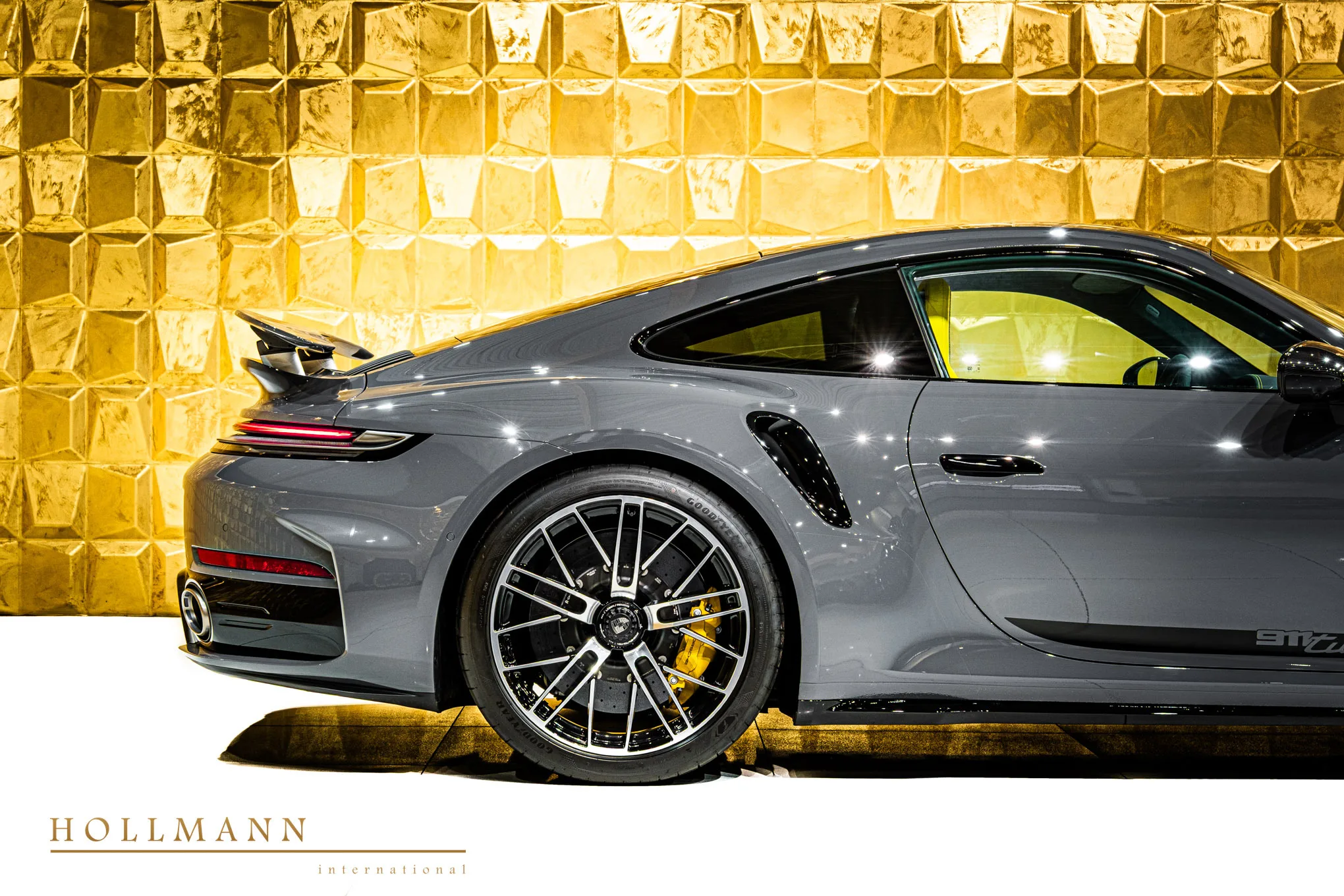 Porsche 911 Turbo S Coupe + Facelift, 12/30