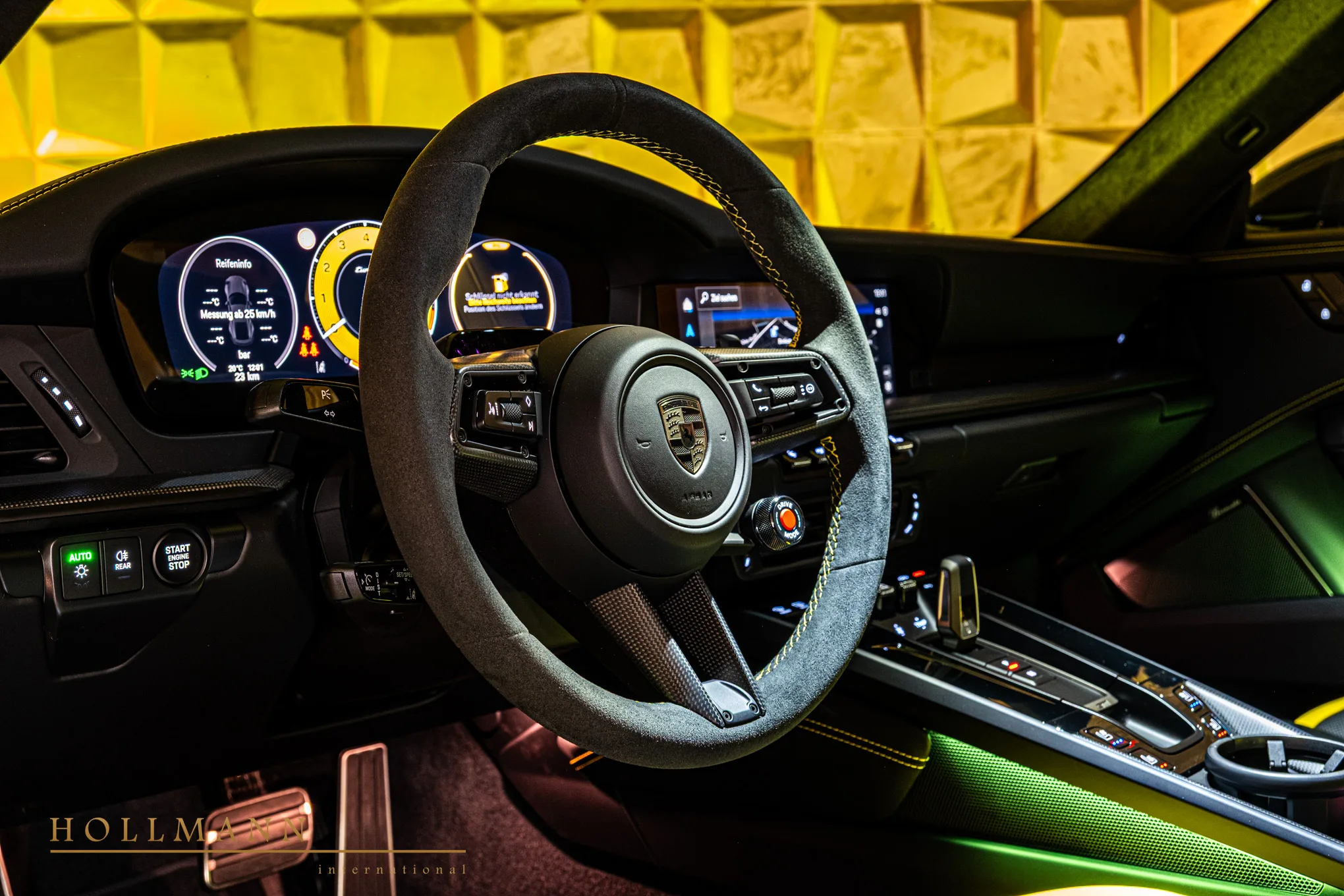 Porsche 911 Turbo S Coupe + Facelift, 28/30
