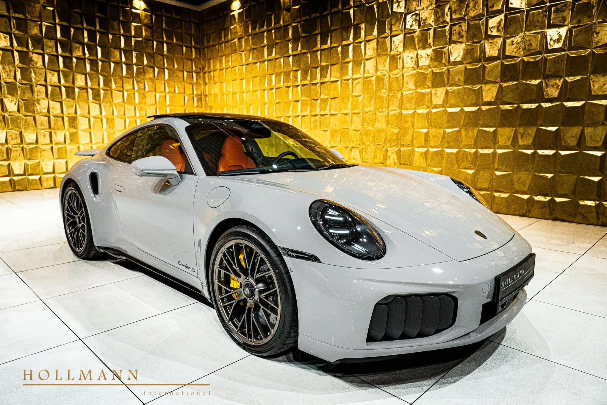 Porsche 911 Turbo S, 2/25