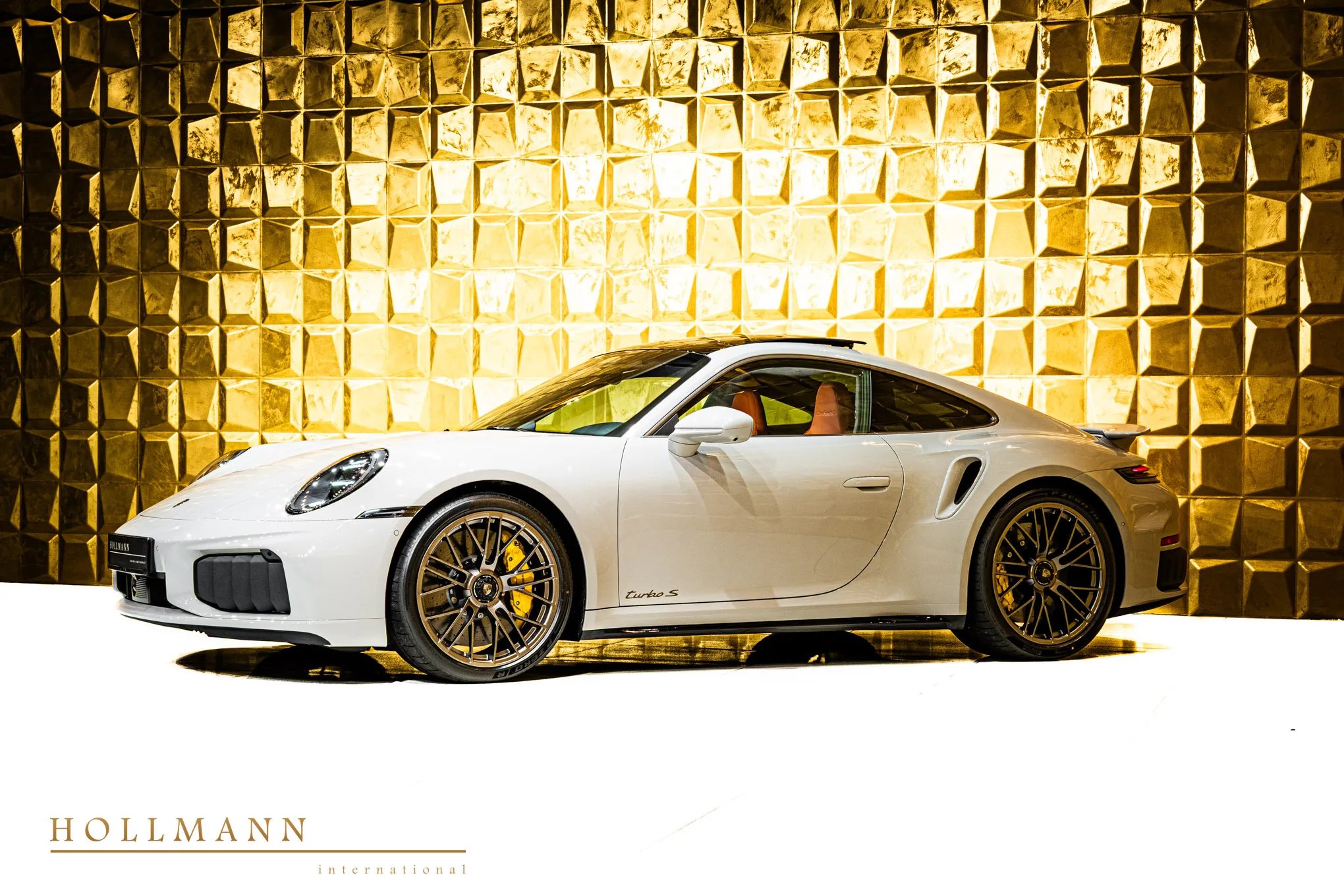 Porsche 911 Turbo S, 3/25
