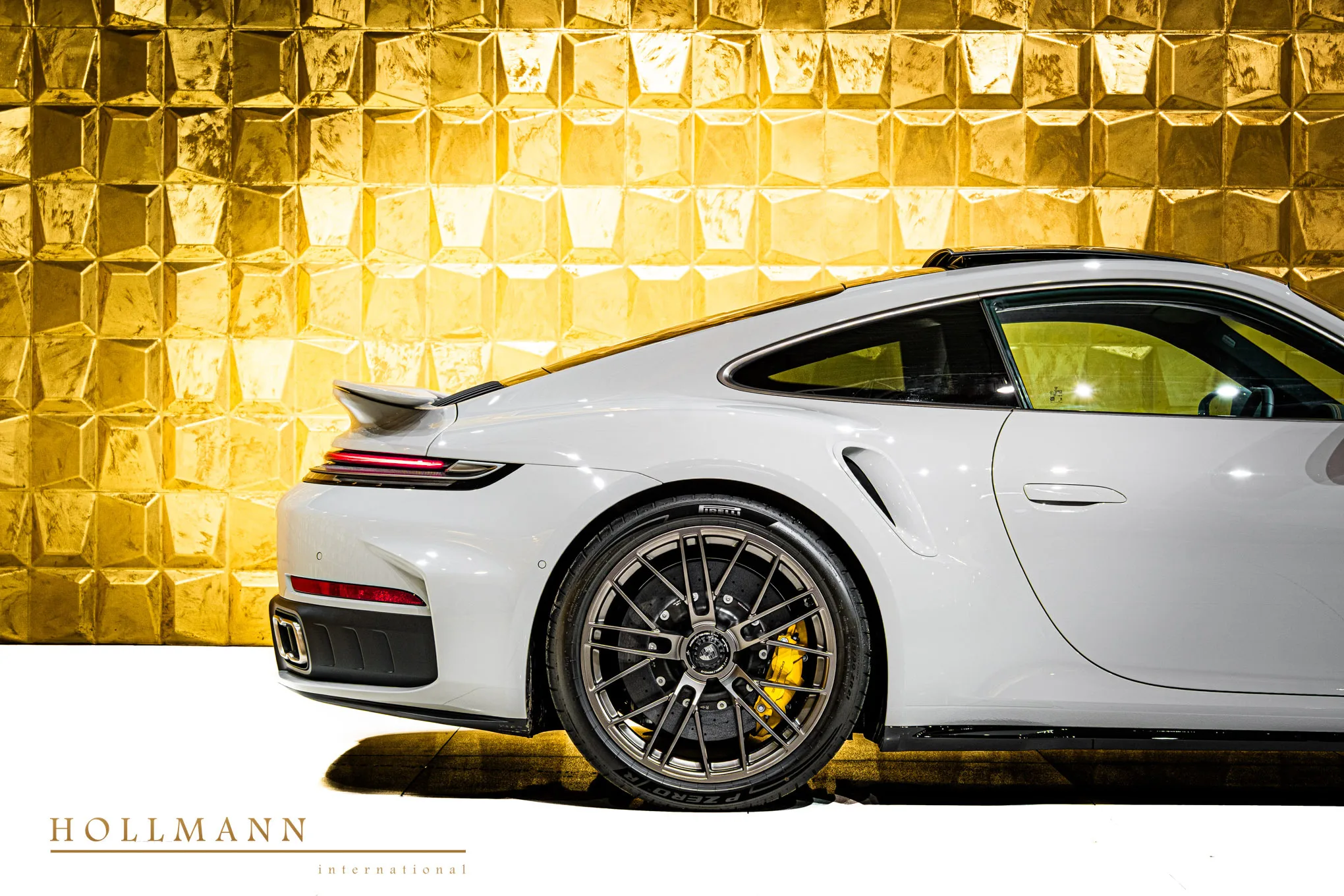 Porsche 911 Turbo S, 9/25