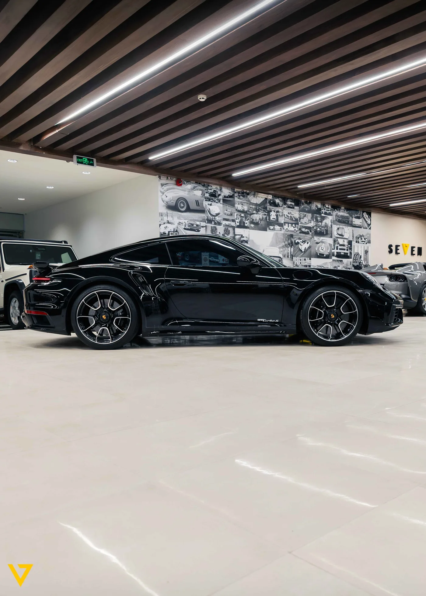 Porsche 911 Turbo S angeboten von einem Supersportwagenhändler in Riyadh, Saudi-Arabien, Foto 16 von 20