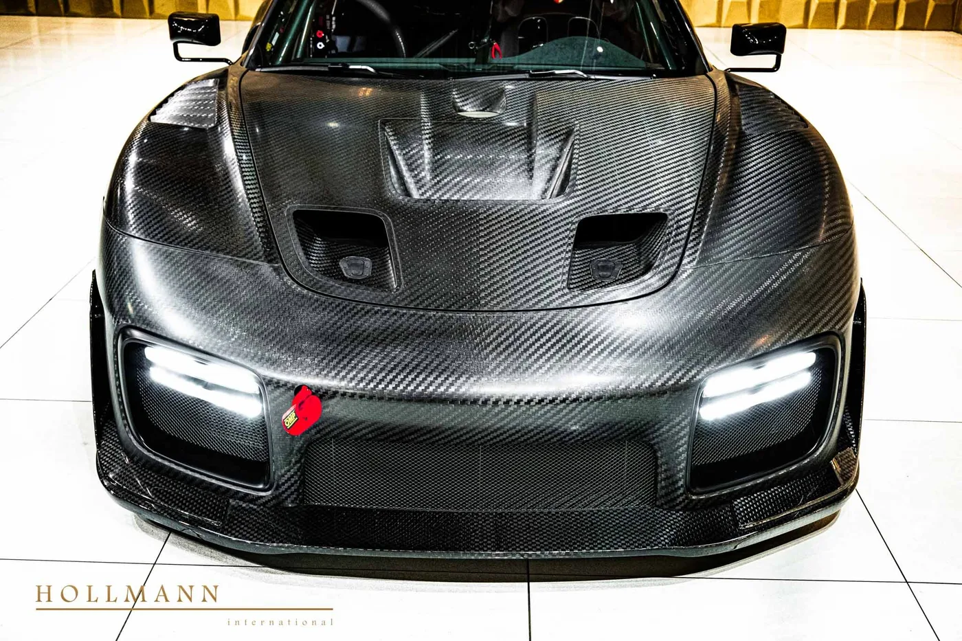 Porsche 935 proposée par un concessionnaire spécialisé à Stuhr, Allemagne, photo 3 sur 8