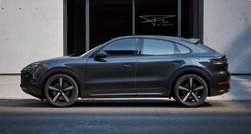 Porsche Cayenne E-Hybrid Coupé Black Edition, 2/6