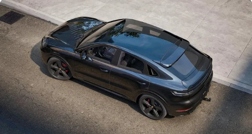 Porsche Cayenne GTS Coupé, 4/6