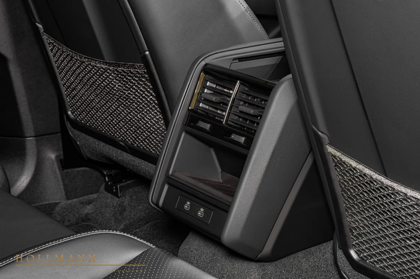 Porsche Cayenne Electric angeboten von einem Fachhändler in Stuhr, Deutschland, Foto 23 von 25