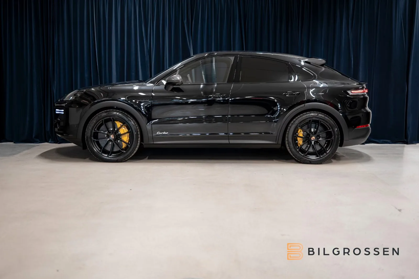 Porsche Cayenne Turbo E-Hybrid Coupé GT-Paket, 2/26