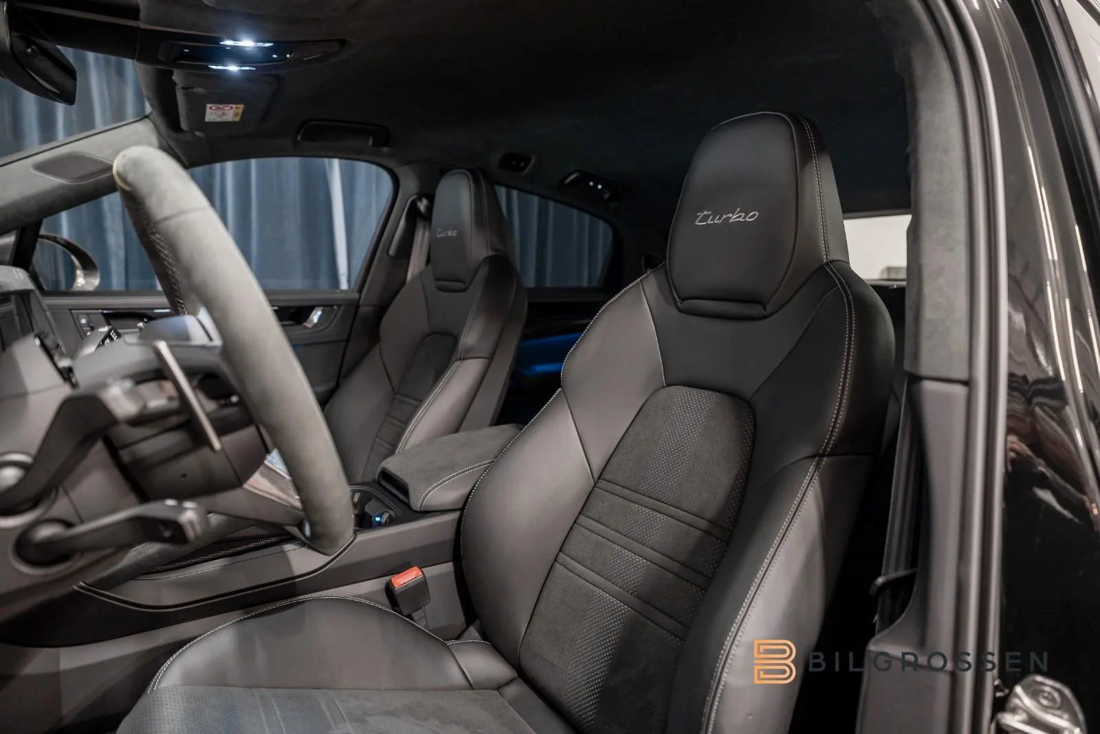Porsche Cayenne Turbo E-Hybrid Coupé GT-Paket, 19/26