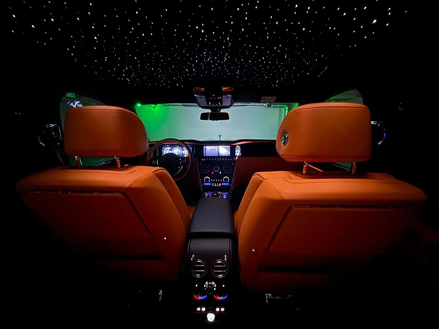 Rolls-Royce Cullinan offered by a specialist dealer in Putzbrunn, Germany, photo 10 of 10