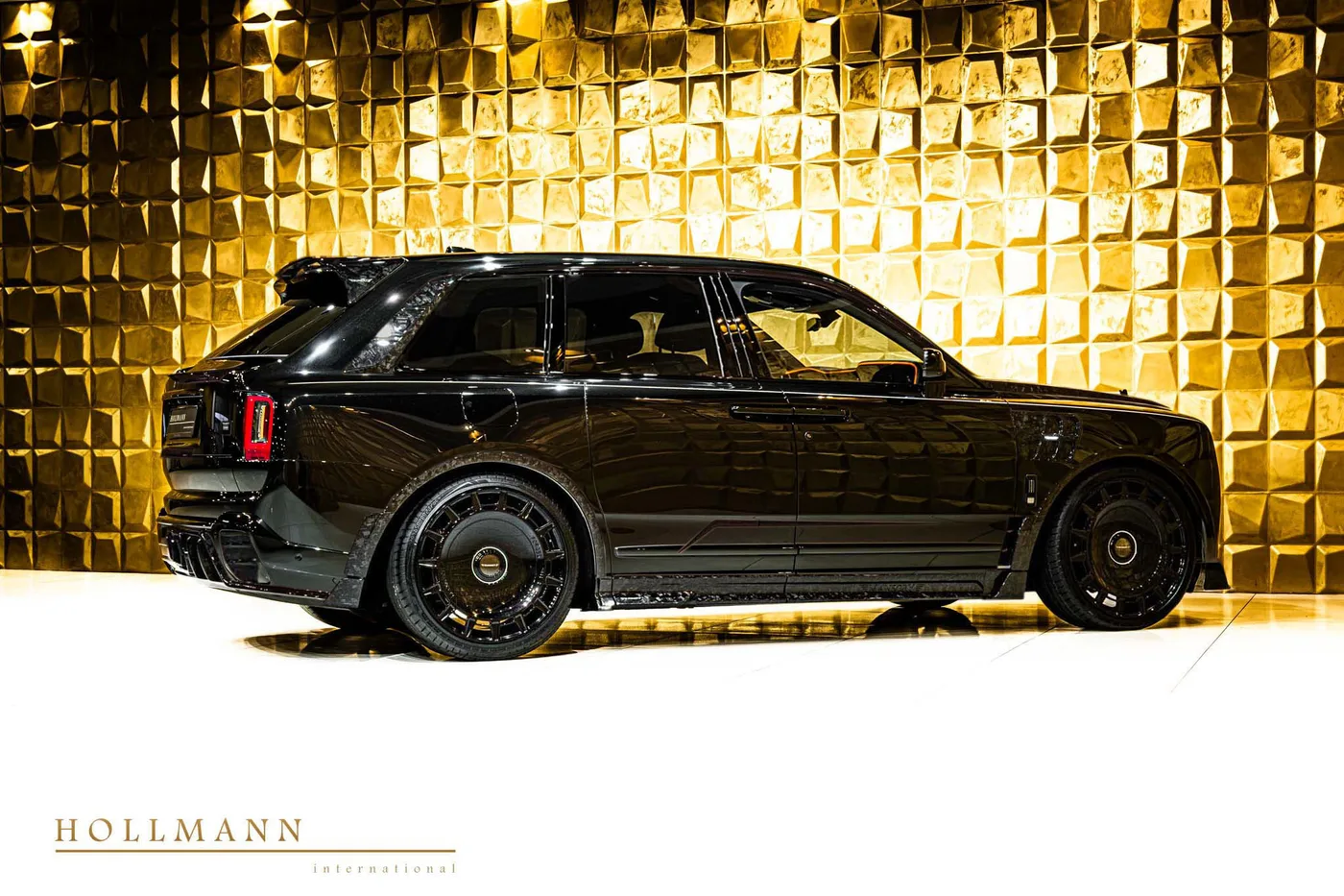 Rolls-Royce Cullinan angeboten von einem Fachhändler in Stuhr, Deutschland, Foto 7 von 8