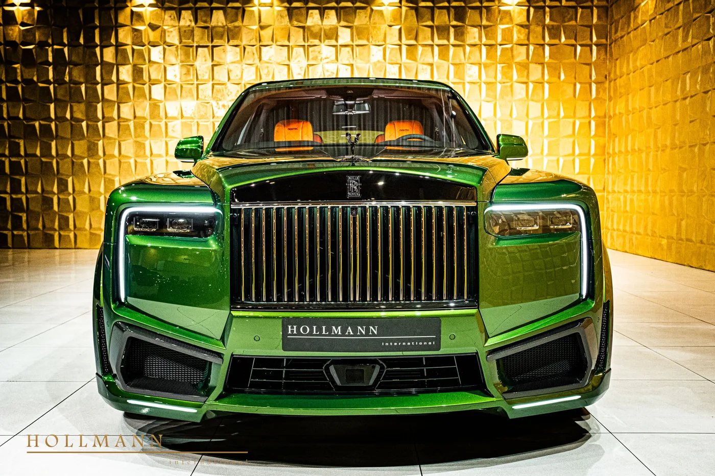 Rolls-Royce Cullinan Black Badge proposée par un concessionnaire spécialisé à Stuhr, Allemagne, photo 8 sur 8