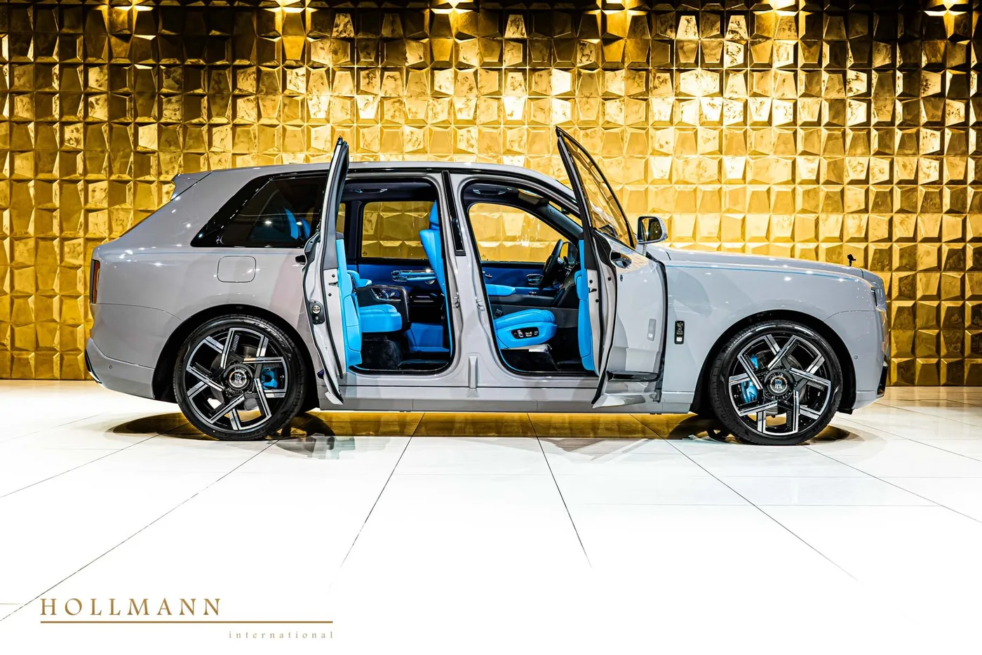 Rolls-Royce Cullinan Black Badge proposée par un concessionnaire spécialisé à Stuhr, Allemagne, photo 8 sur 8