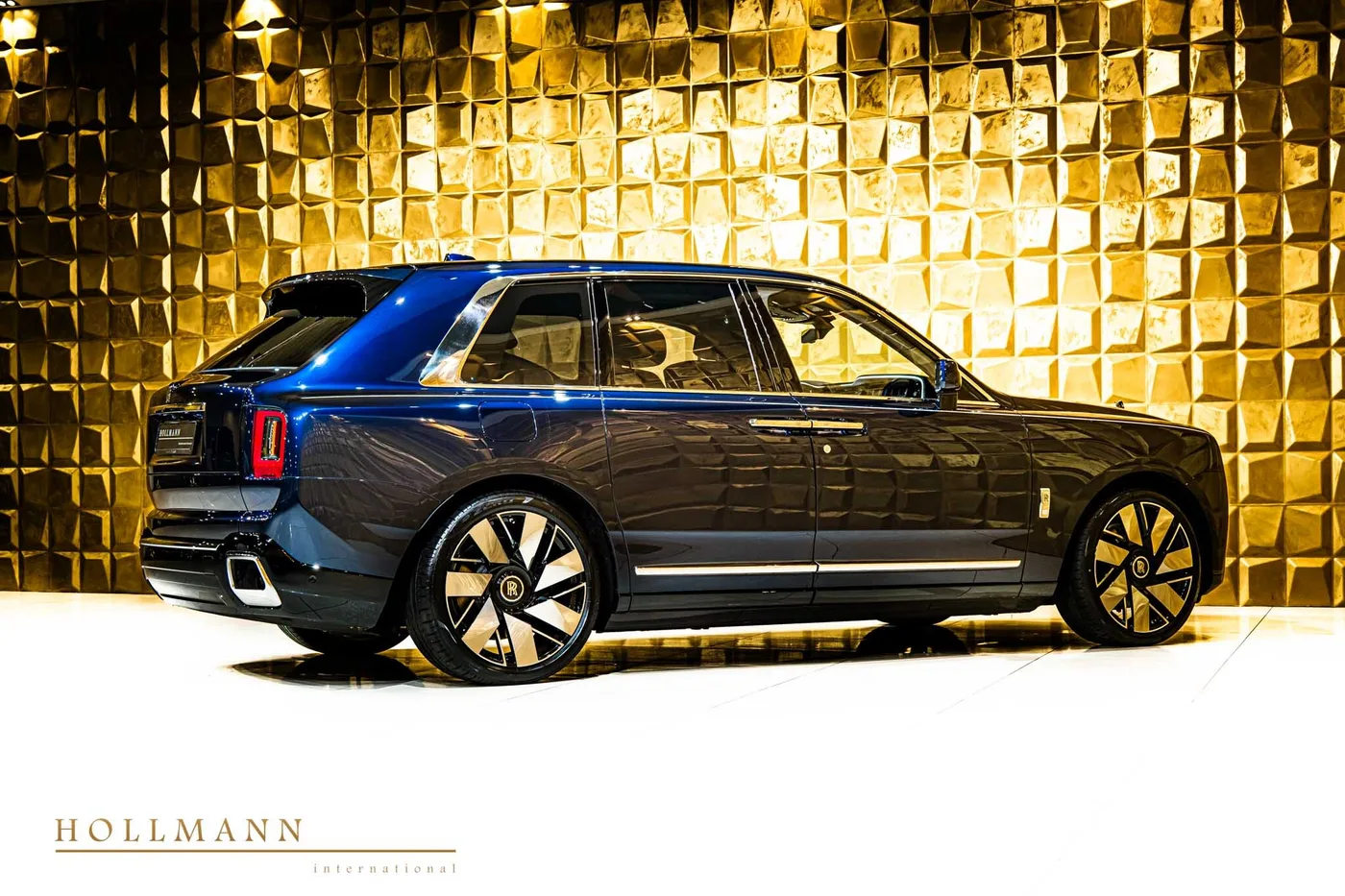 Rolls-Royce Cullinan angeboten von einem Fachhändler in Stuhr, Deutschland, Foto 6 von 8
