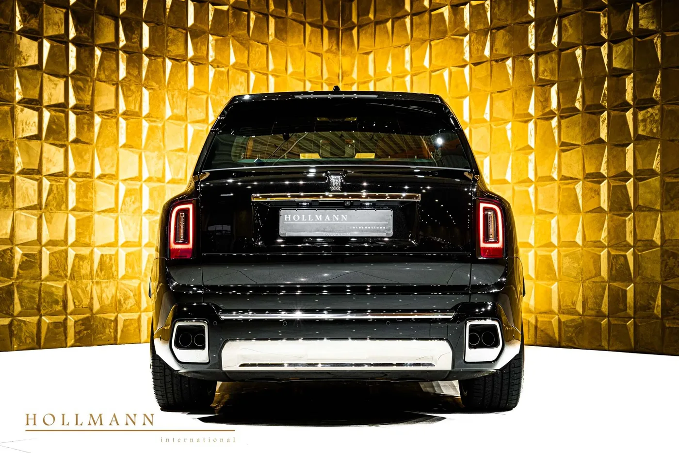 Rolls-Royce Cullinan angeboten von einem Fachhändler in Stuhr, Deutschland, Foto 5 von 8
