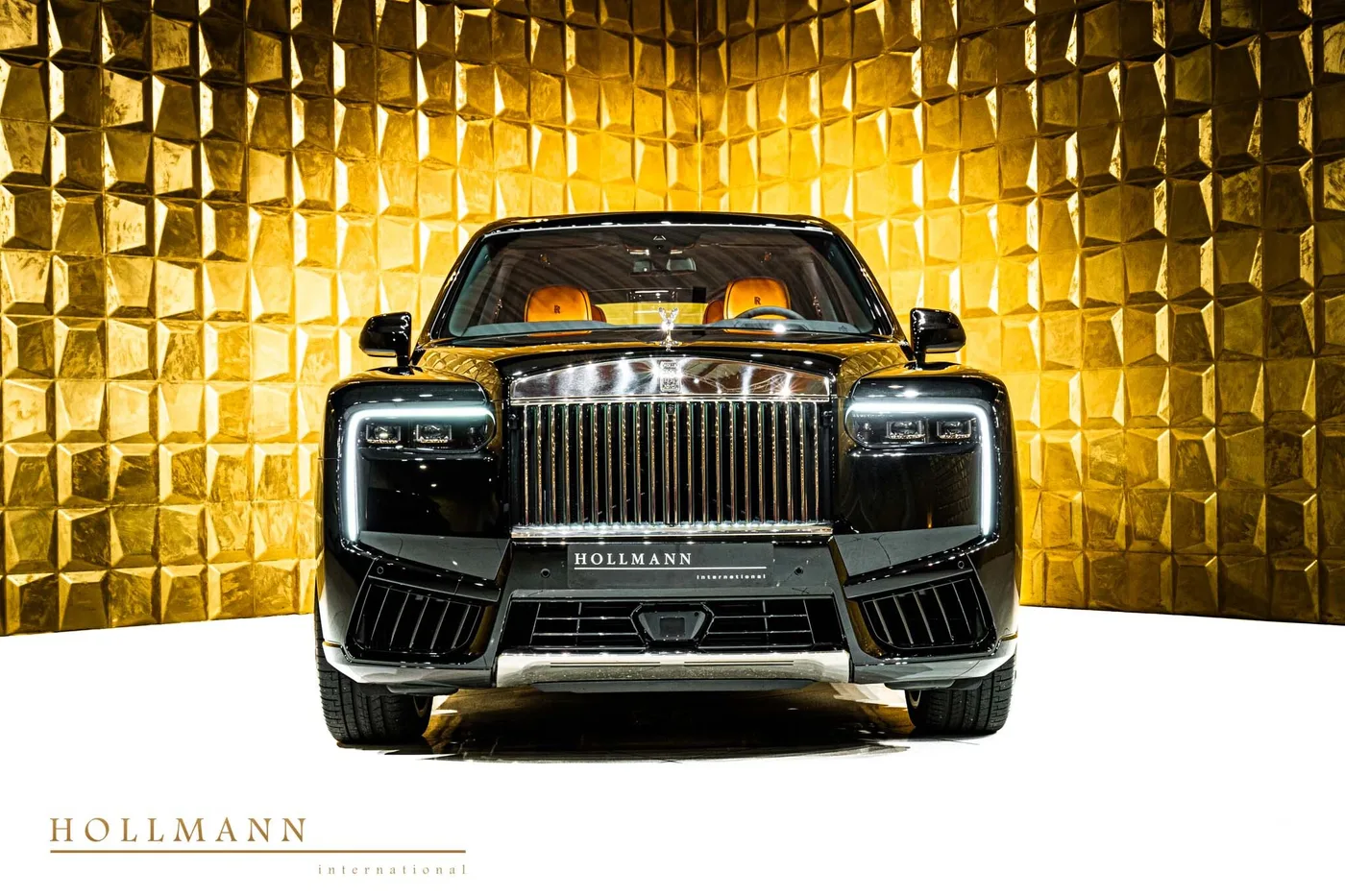 Rolls-Royce Cullinan angeboten von einem Fachhändler in Stuhr, Deutschland, Foto 8 von 8