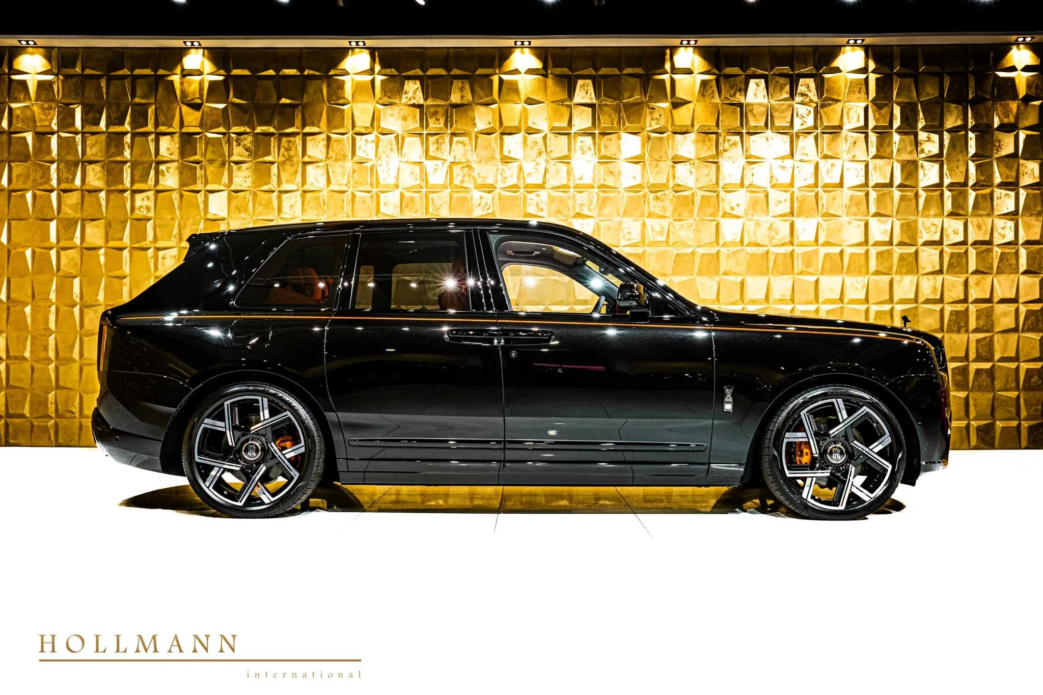 Rolls-Royce Cullinan Series II Black Badge, 2/23