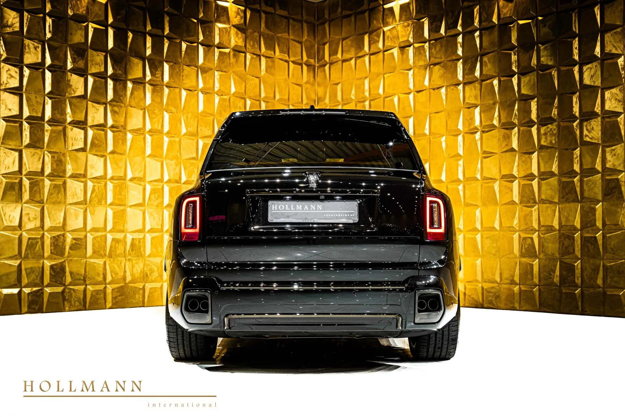 Rolls-Royce Cullinan Series II Black Badge, 4/23