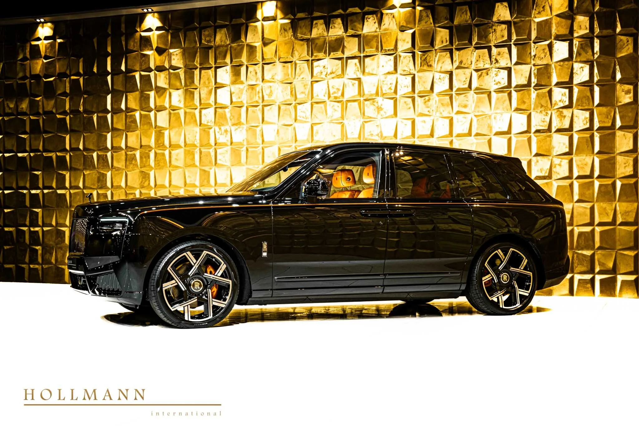 Rolls-Royce Cullinan Series II Black Badge, 6/23
