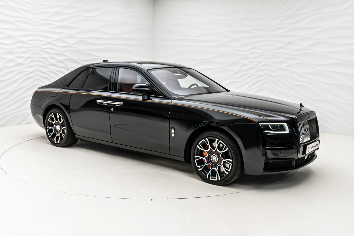 Rolls-Royce Ghost Black Badge proposée par un concessionnaire spécialisé à Sengenthal, Allemagne, photo 8 sur 10