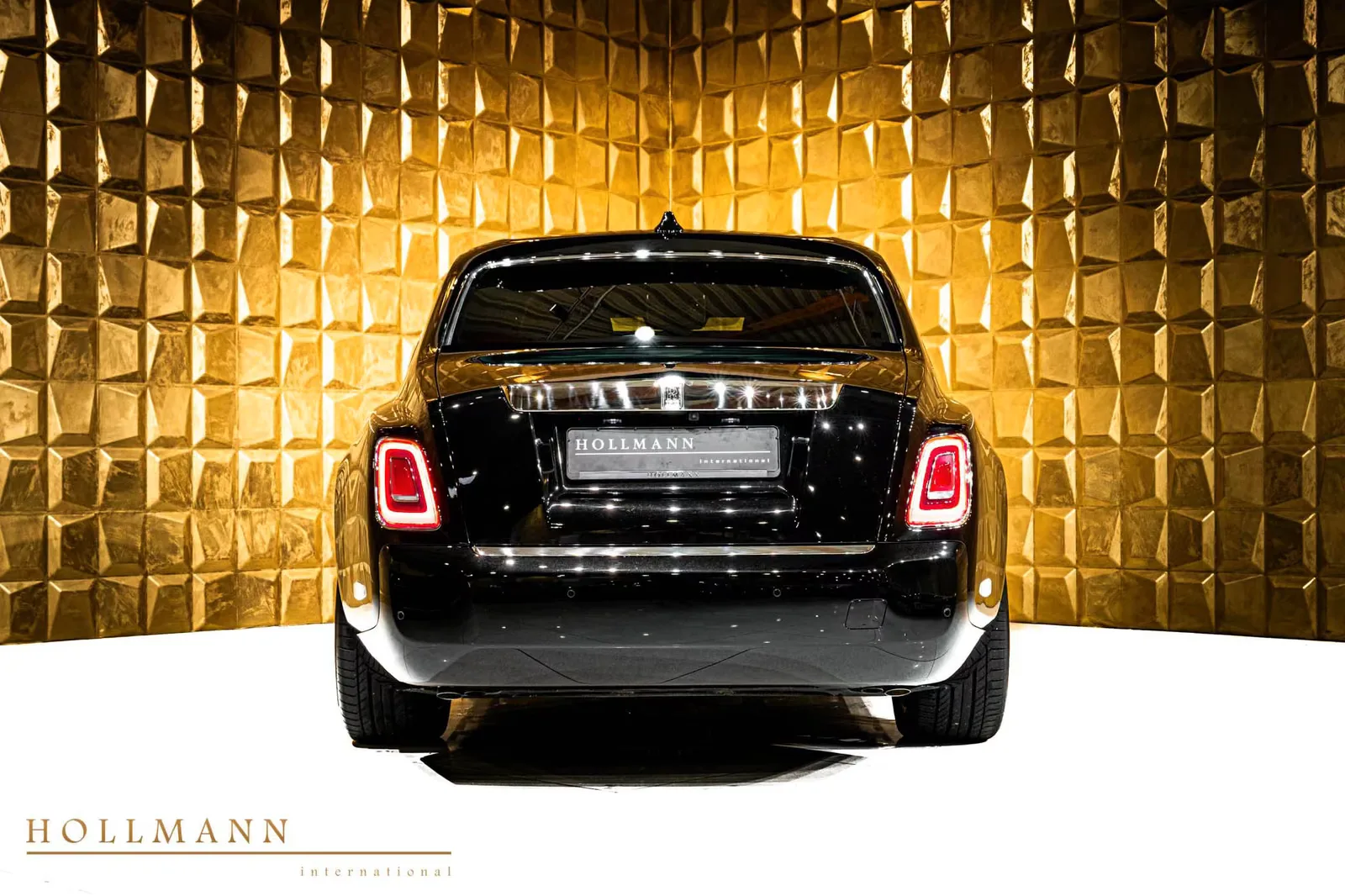 Rolls-Royce Phantom Extended, 7/20
