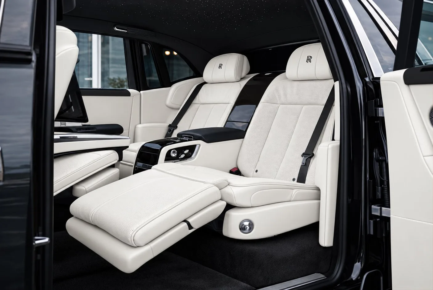 Rolls-Royce Phantom Extended Series II, 7/9