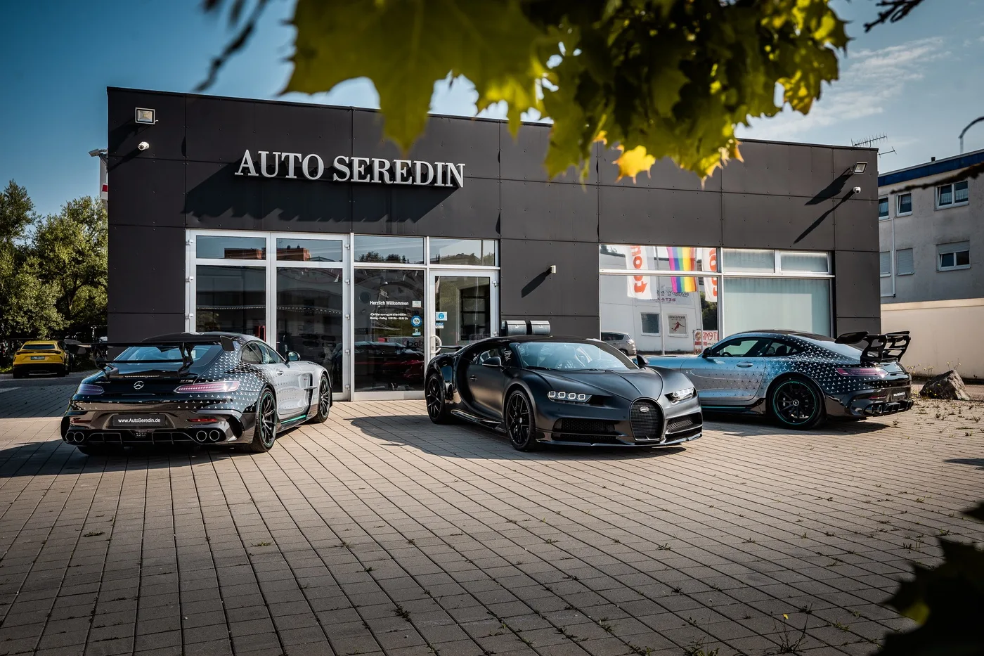 Rolls-Royce Phantom Extended offered by a specialist dealer in Hechingen, Germany, photo 13 of 15