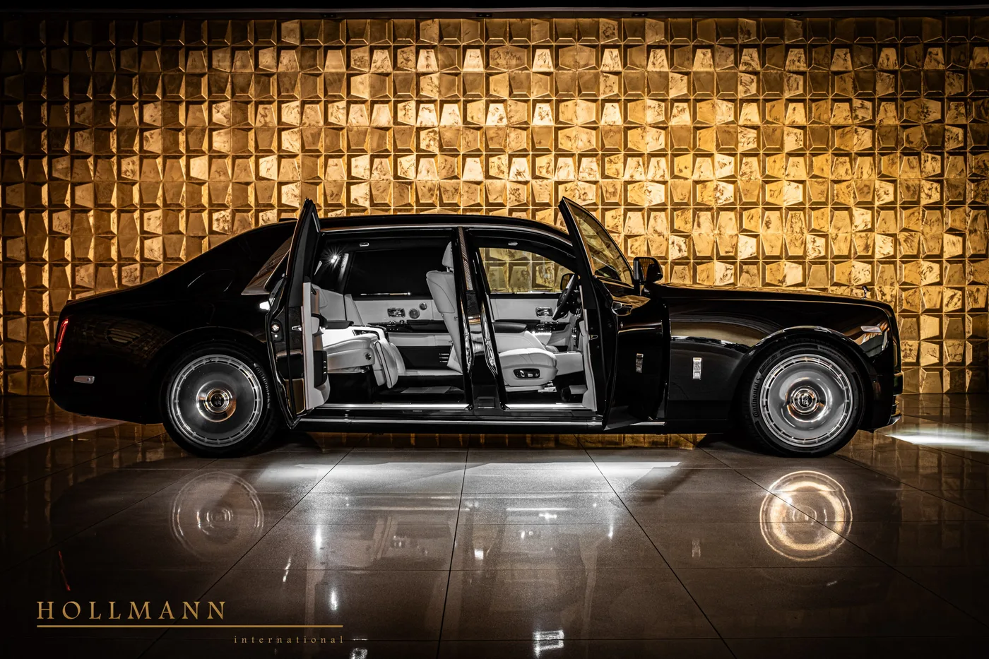 Rolls-Royce Phantom Extended angeboten von einem Fachhändler in Stuhr, Deutschland, Foto 8 von 8