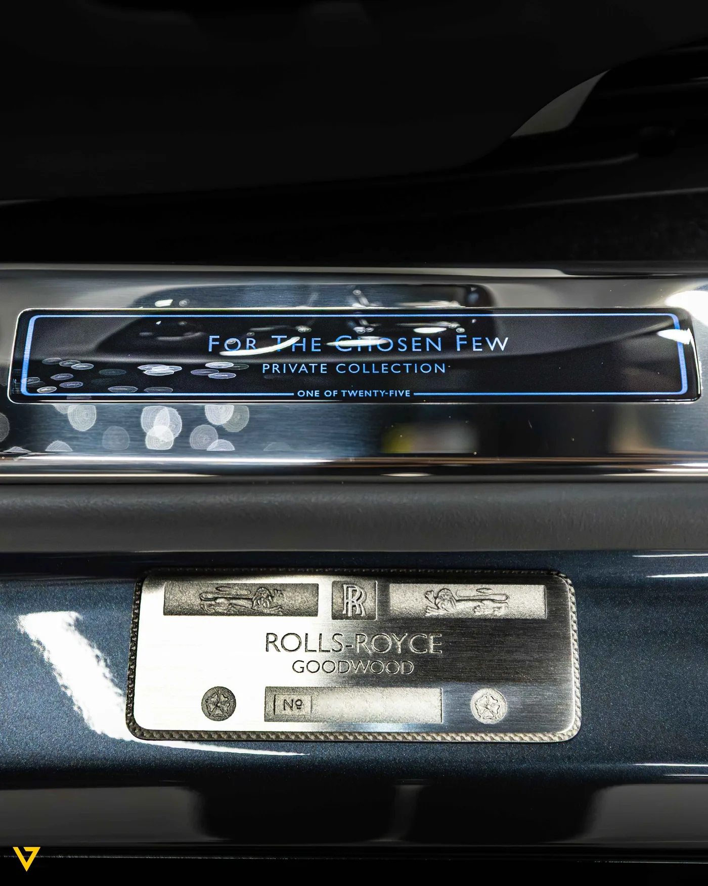 Rolls-Royce Spectre Black Badge offered by a supercar dealer in Riyadh, Saudi Arabia, photo 13 of 19