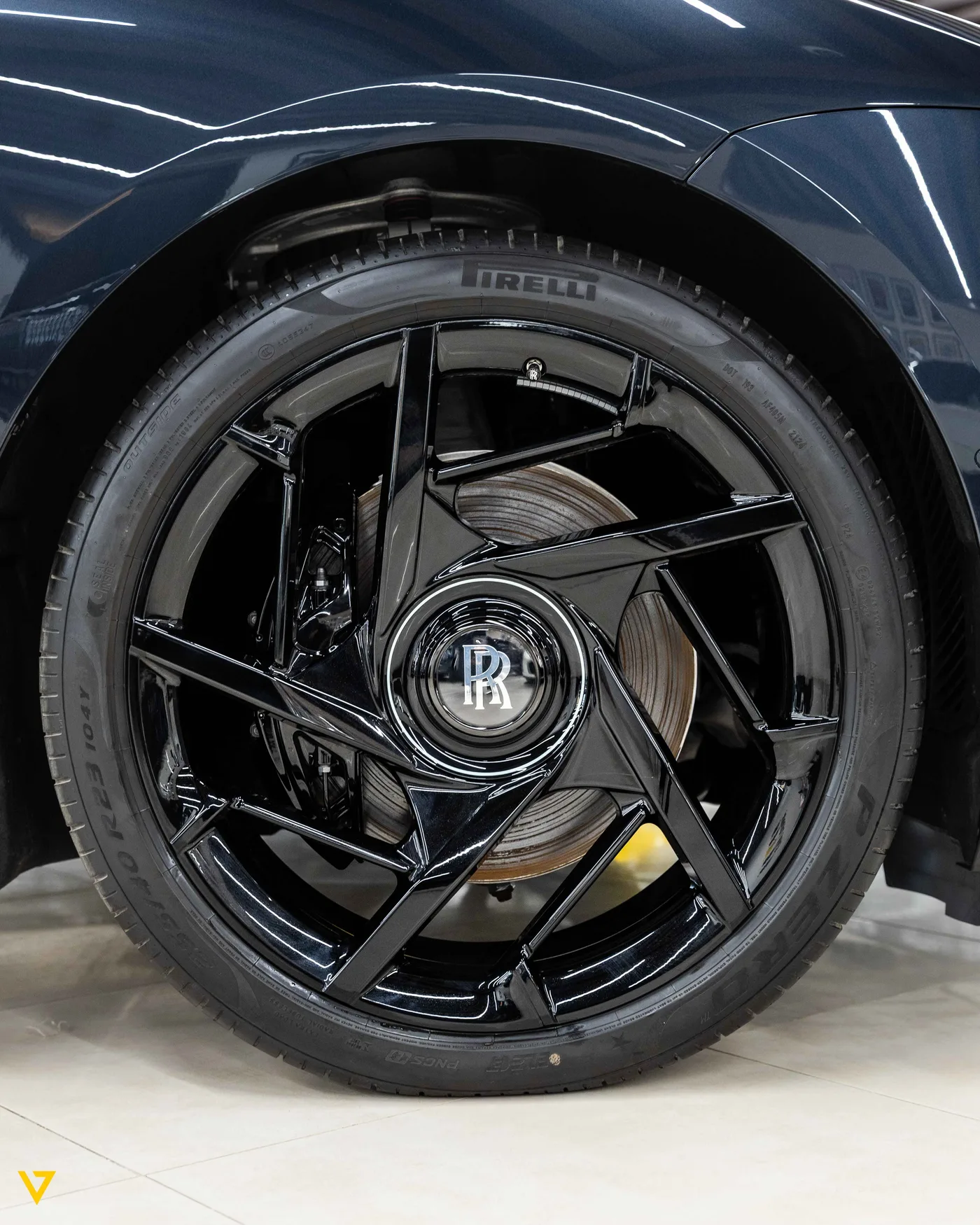 Rolls-Royce Spectre Black Badge offered by a supercar dealer in Riyadh, Saudi Arabia, photo 19 of 19